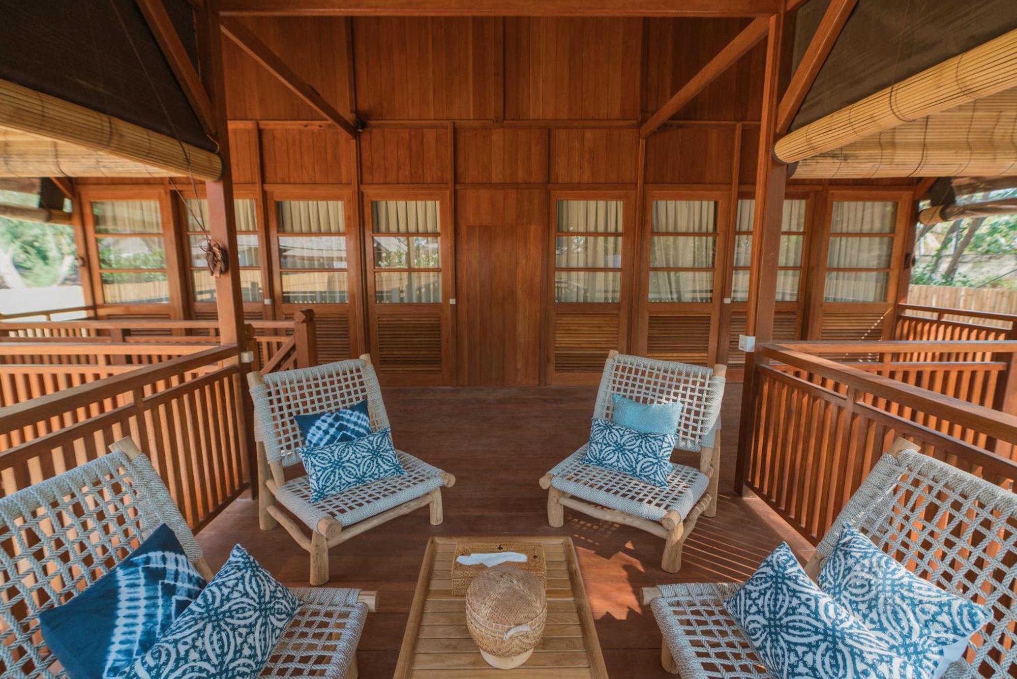 The Gili Beach Resort Gili Trawangan Exterior photo