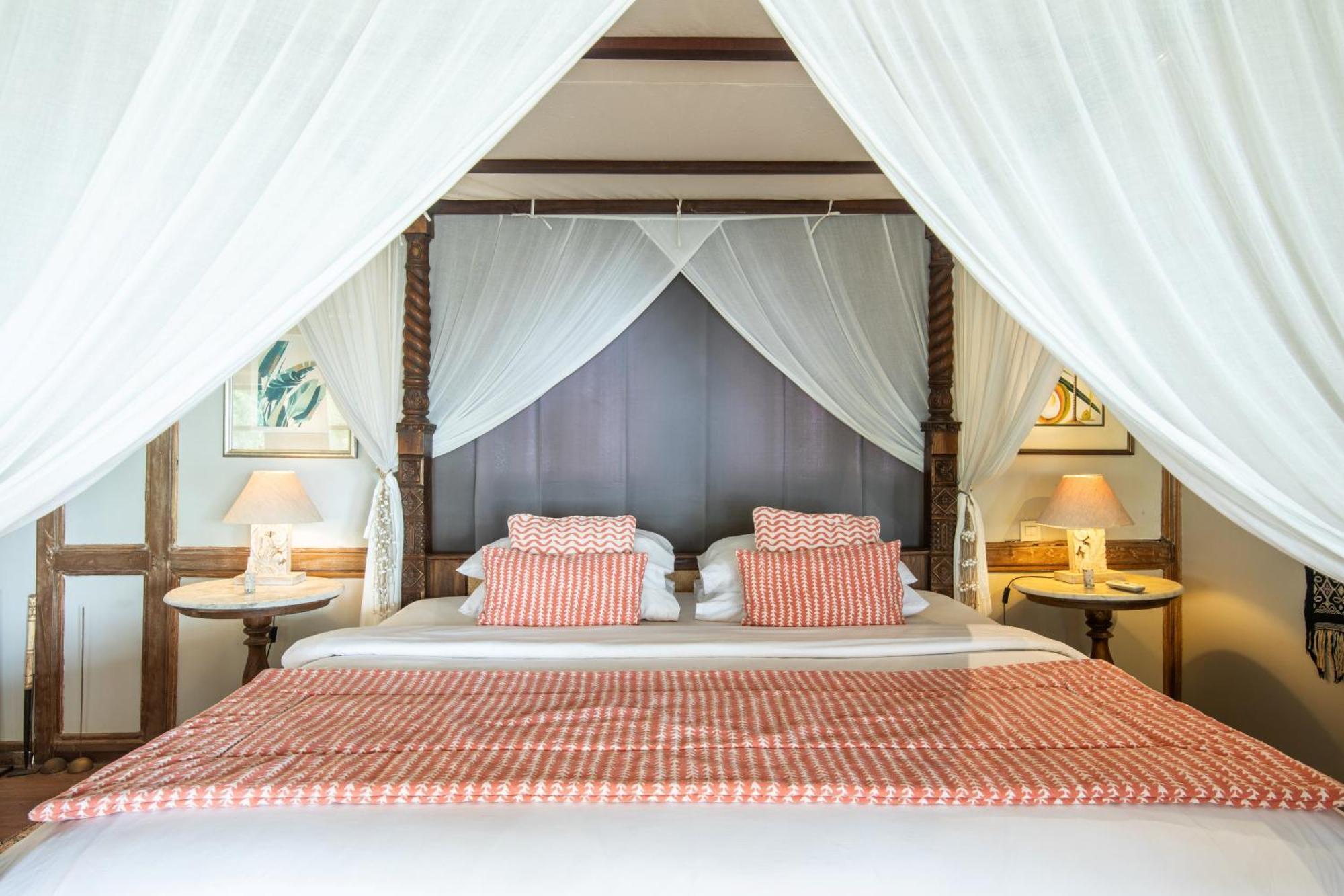 The Gili Beach Resort Gili Trawangan Exterior photo