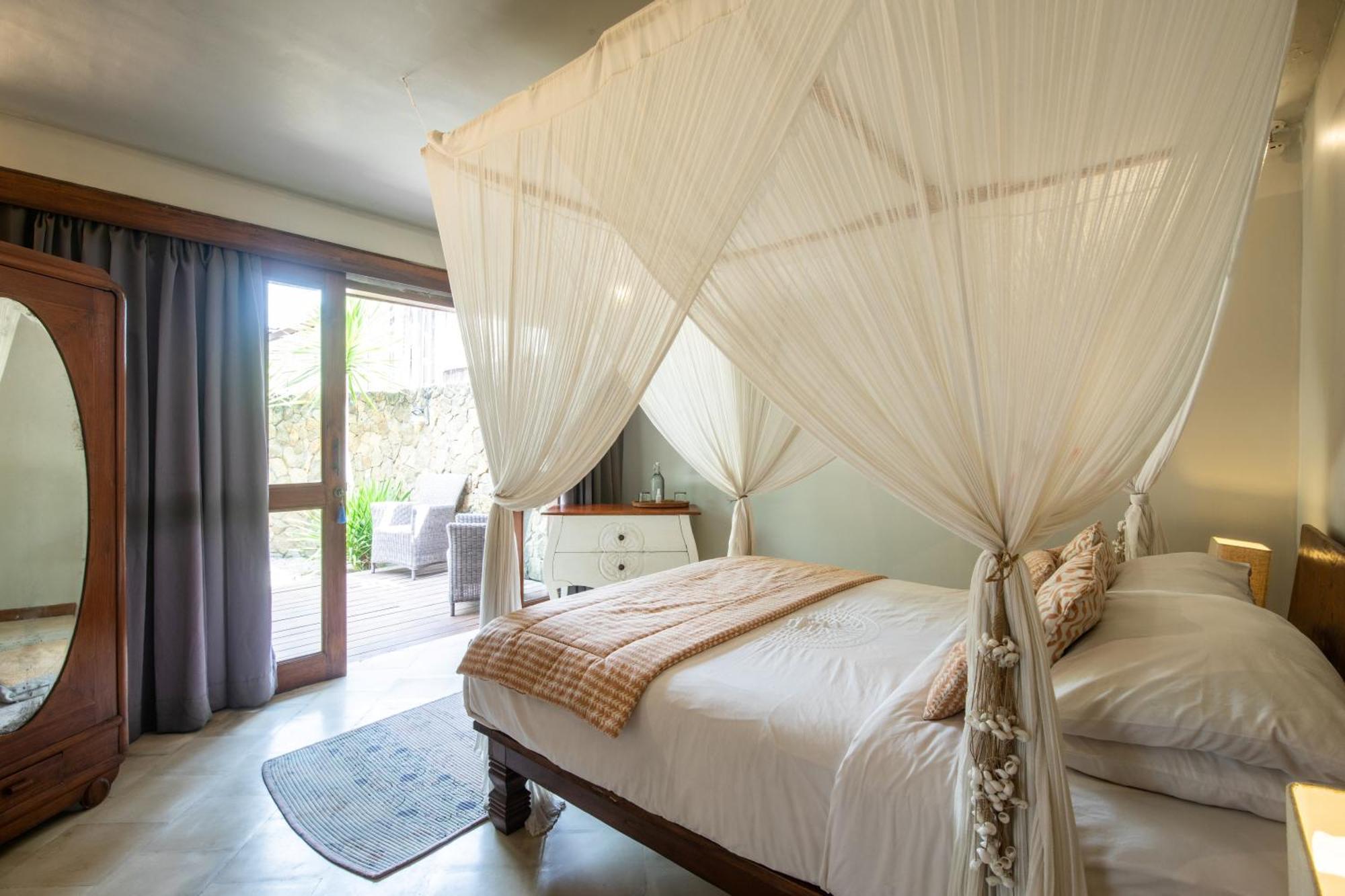 The Gili Beach Resort Gili Trawangan Exterior photo
