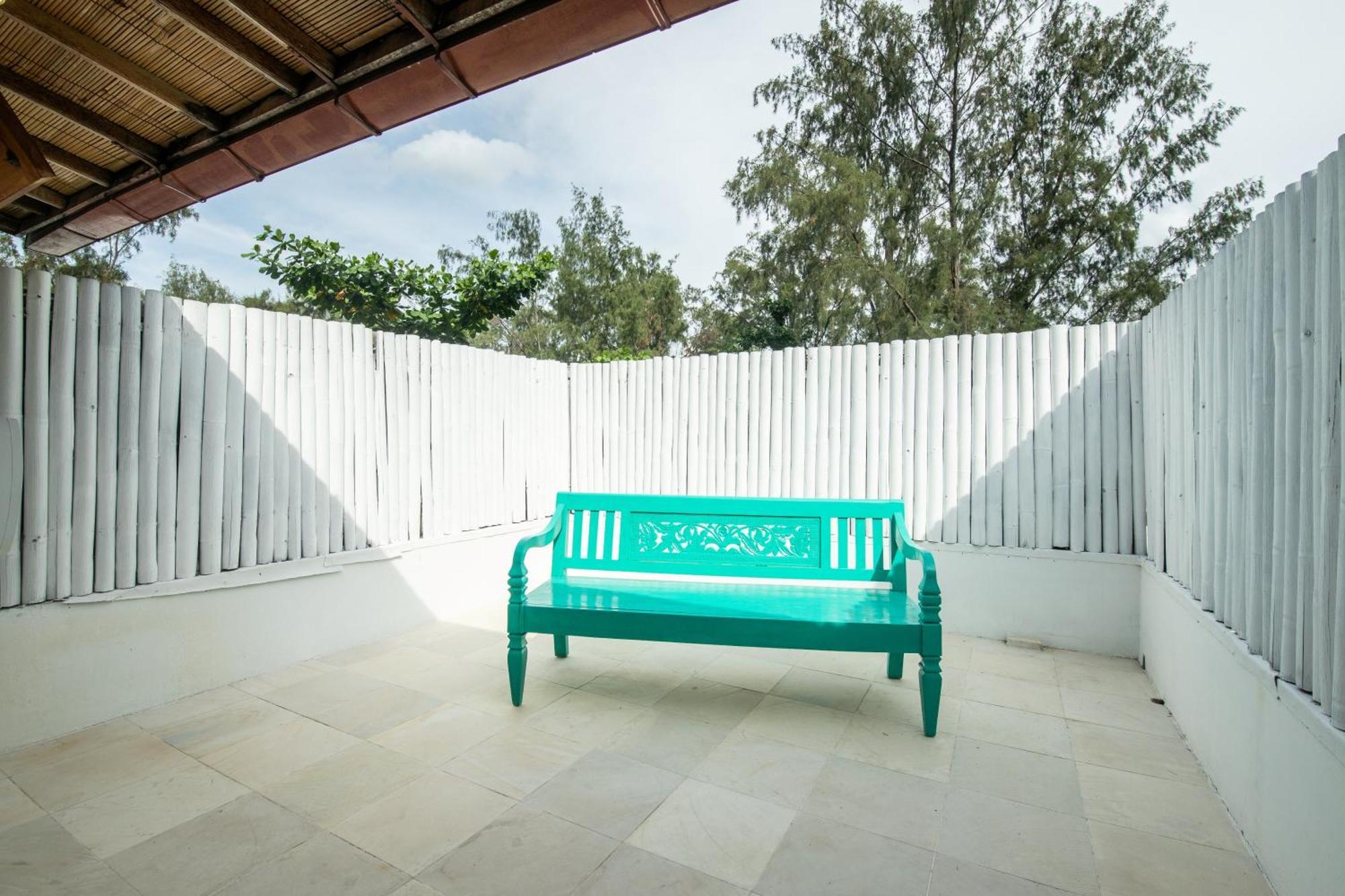 The Gili Beach Resort Gili Trawangan Exterior photo