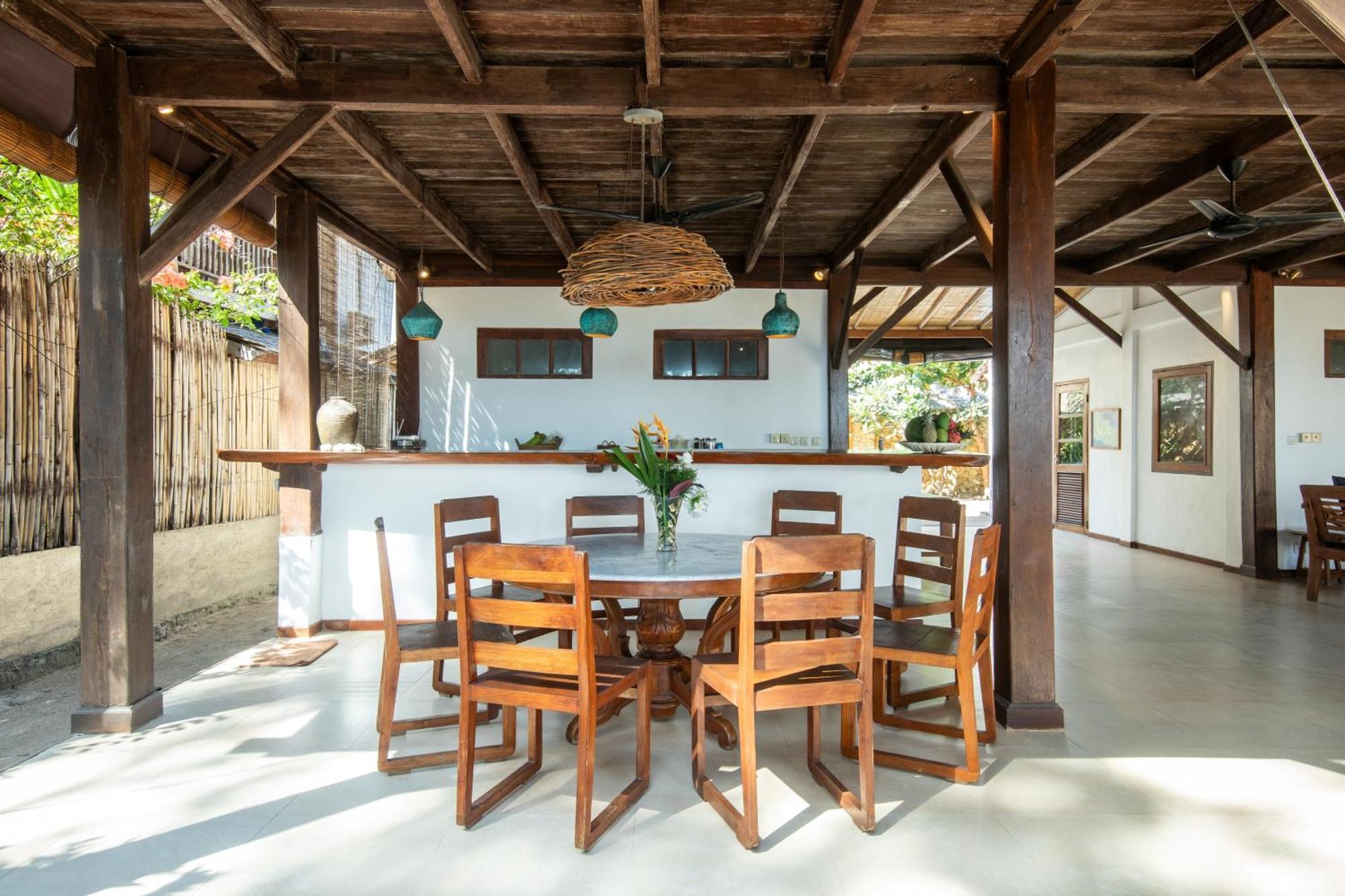 The Gili Beach Resort Gili Trawangan Exterior photo